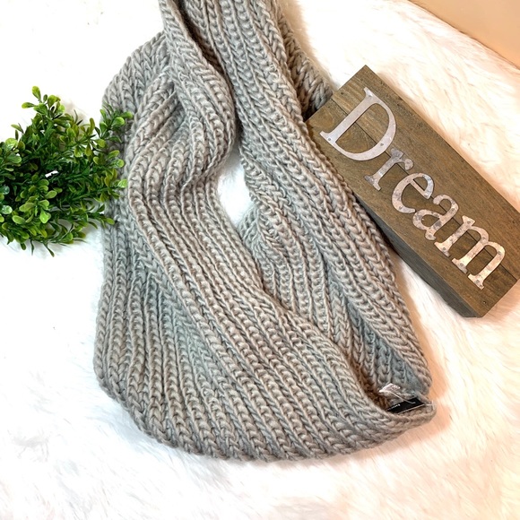 SOLD OUT - Picture 2 of 2